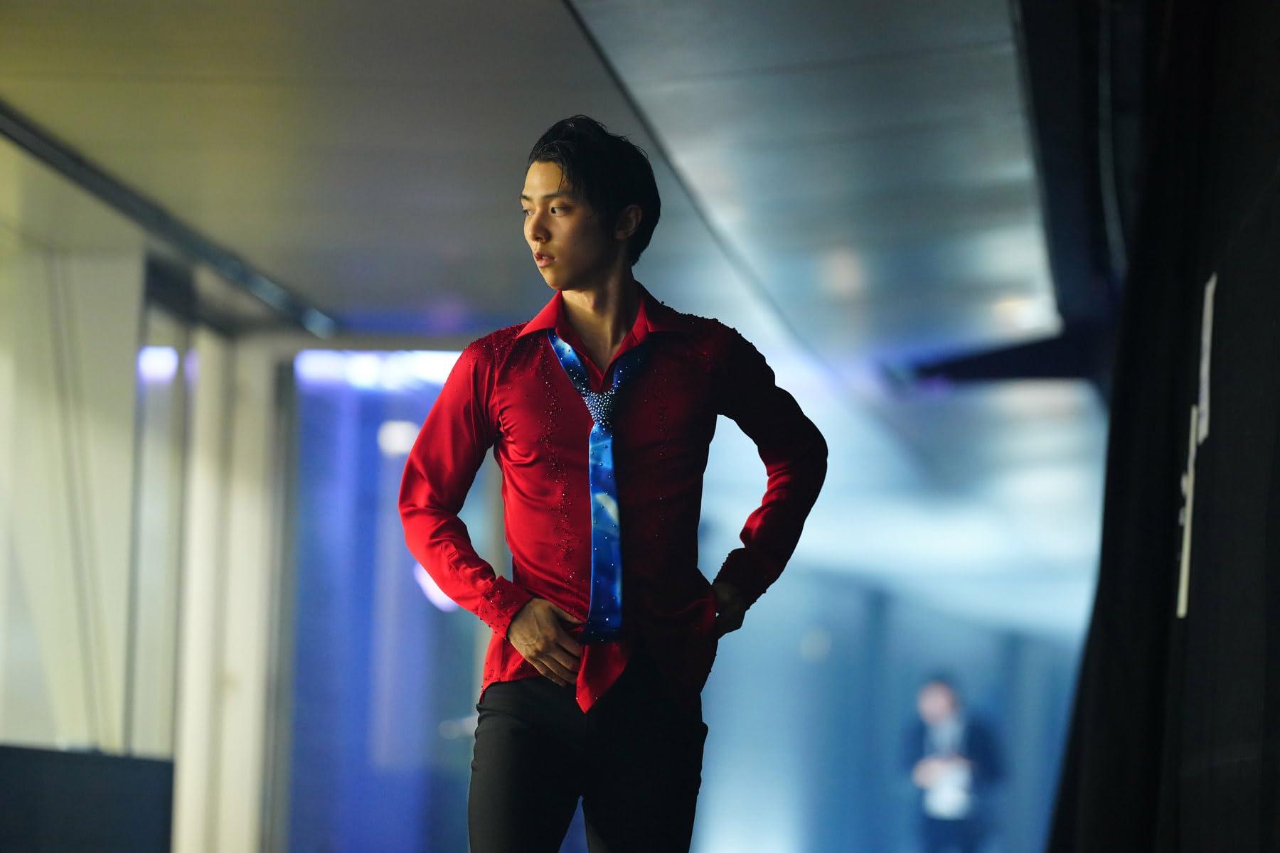 Sách ngoại văn: Yuzuru Hanyu Photobook: Y (Japanese Edition)