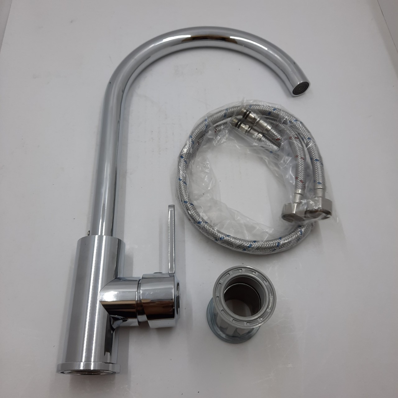 Vòi Rửa Bát Nóng Lạnh Đồng Mạ Crom Cao Cấp I15 Cổ Bi xoay 360 độ + Dây Cấp Và Chân Đồng