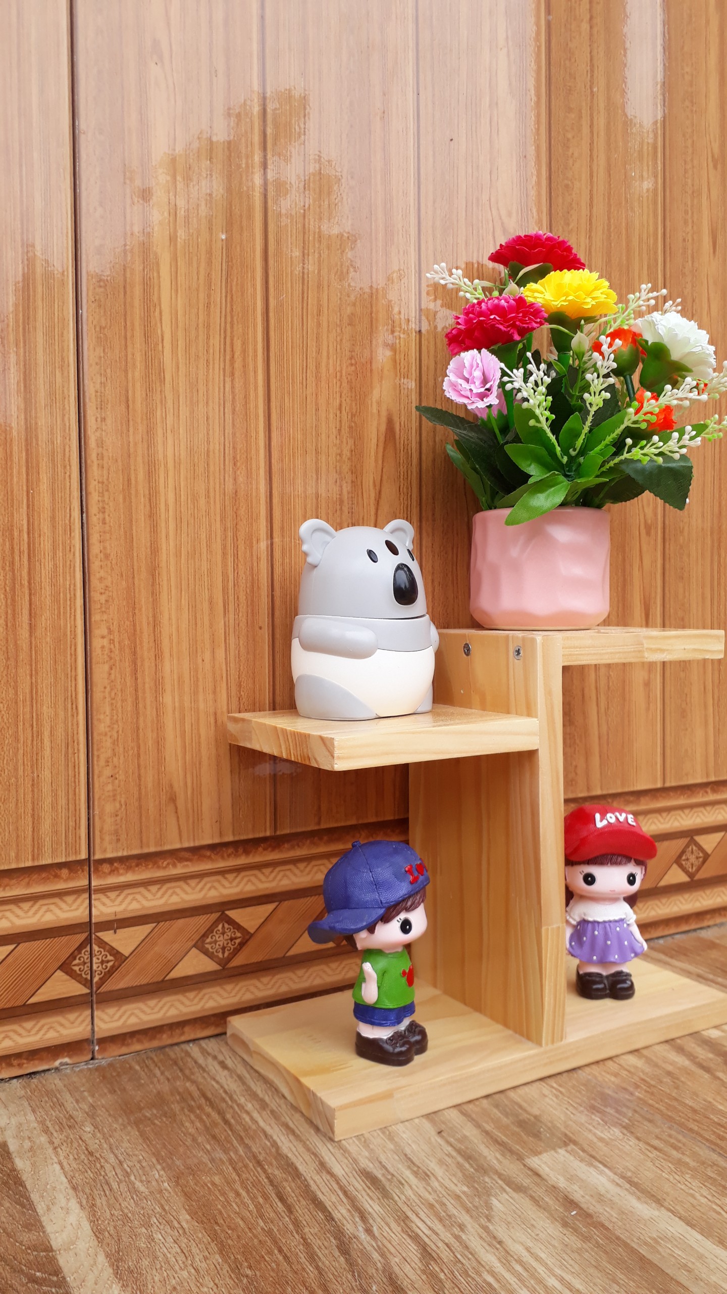 Kệ Để Bàn Hoa và cây cảnh Giá Đỡ Đứng sang trọng gỗ tự nhiên sơn PU kích thước 30x25x12 cm
