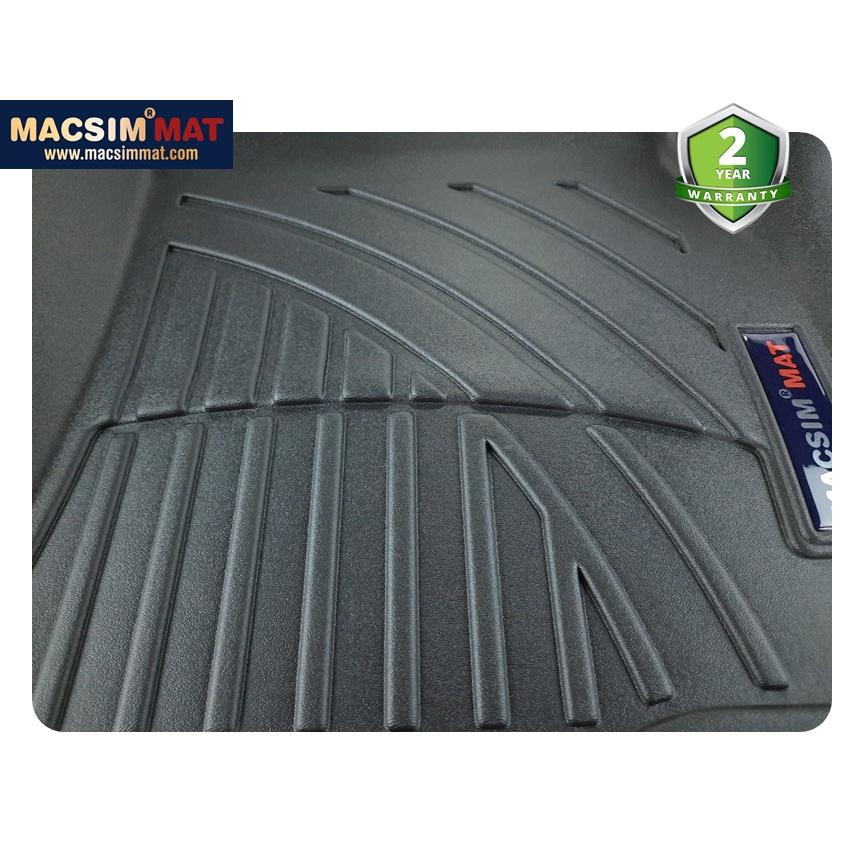 Thảm lót sàn xe ô tô Toyota Hilux 2015-đến nay Nhãn hiệu Macsim chất liệu nhựa TPV cao cấp màu đen màu be