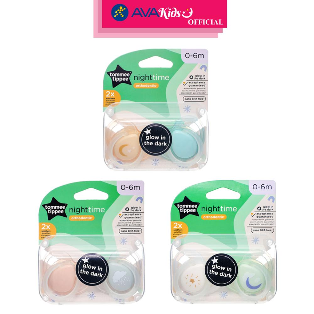 Bộ 2 ti ngậm TOMMEE TIPPEE dạ quang Night Time (0 - 6 tháng) - Màu ngẫu nhiên - Hàng Chính Hãng