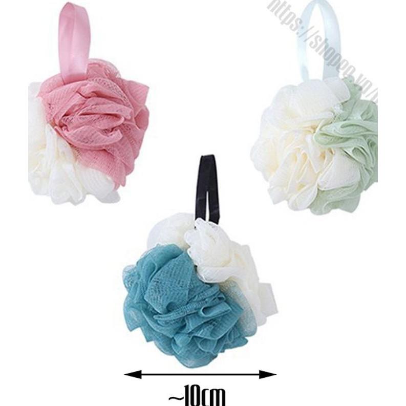 Bông tắm tròn 2 màu bằng vải lưới mềm mịn