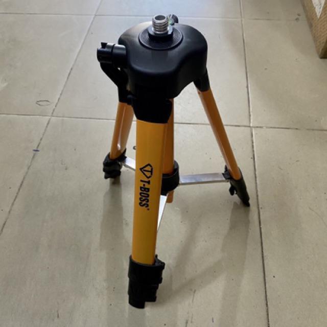 Máy cân mực bằng Laser tia gồm tia dọc 1 tia ngang vuông góc