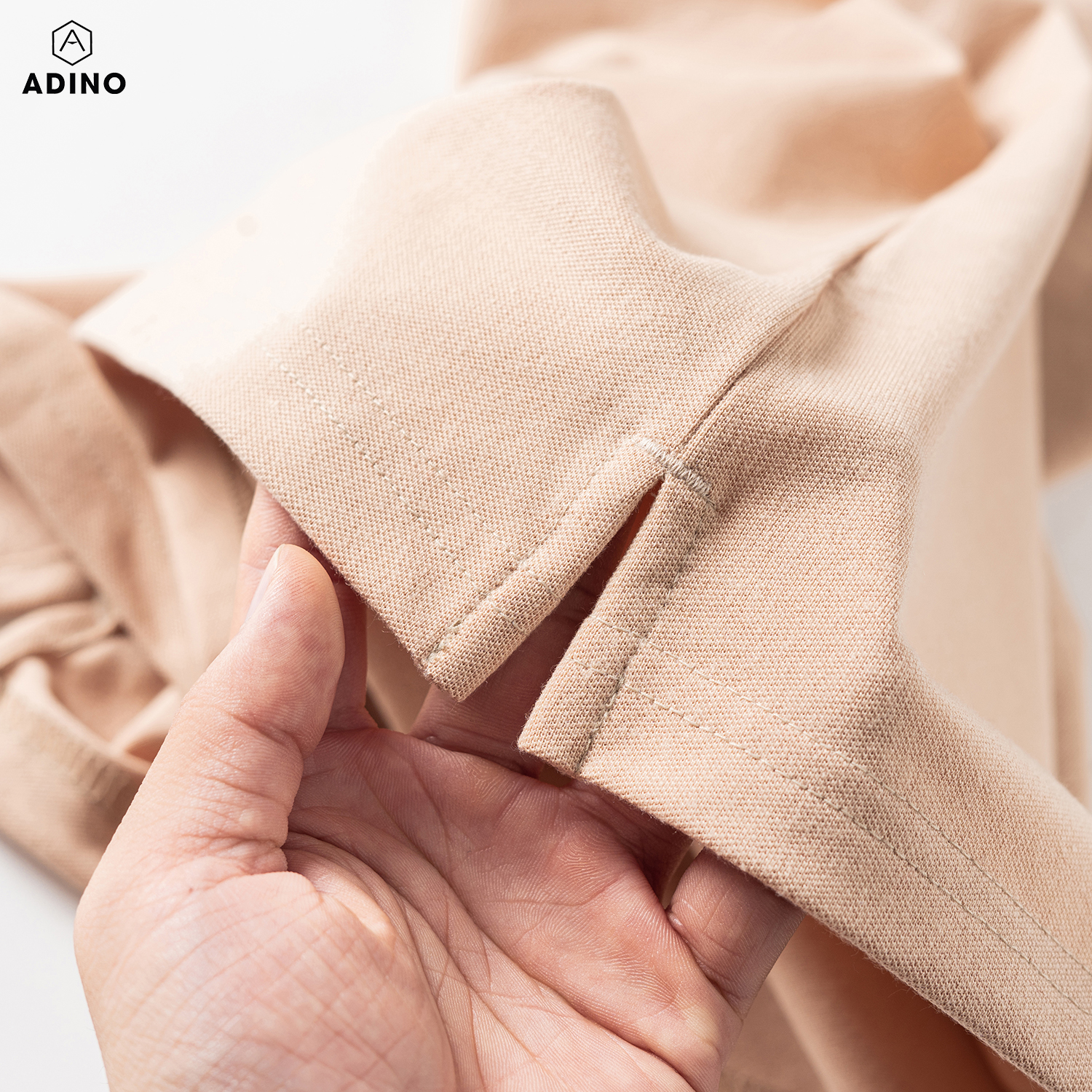 Áo thun có cổ nữ màu be phối viền chìm ADINO vải cotton polyester mềm dáng slimfit công sở hơi ôm trẻ trung APN03