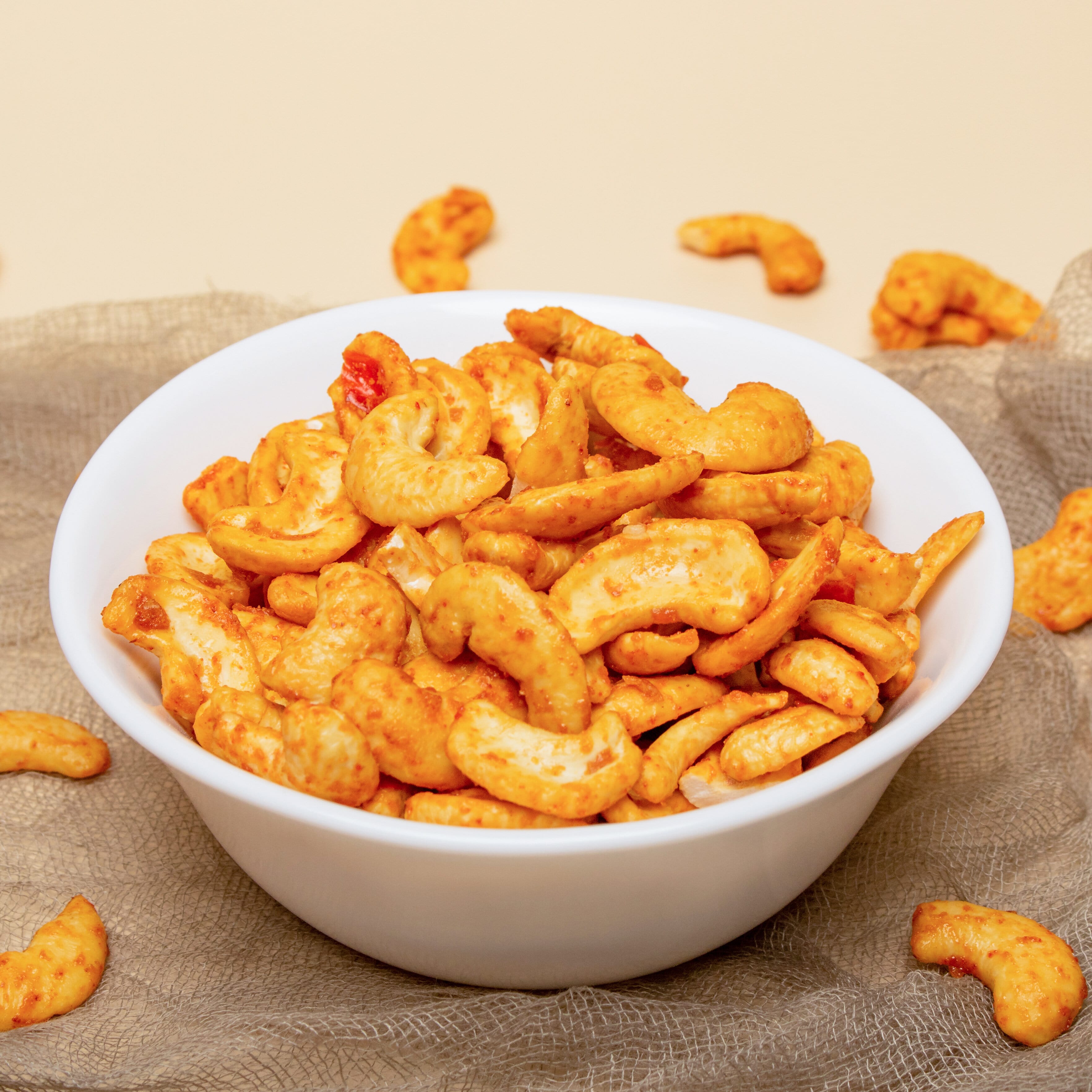Hạt Điều Tỏi Ớt STP Food Hũ 500g – Hạt Điều Thơm Ngon, Giòn Béo, Giàu Chất Dinh Dưỡng, Rất Tốt Cho Sức Khỏe
