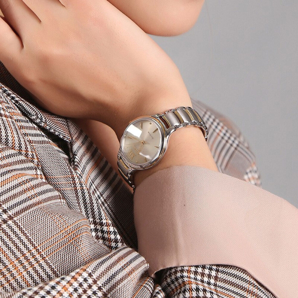 Đồng Hồ Nữ Citizen Dây Thép Không Gỉ EM0554-82X - Mặt Vàng