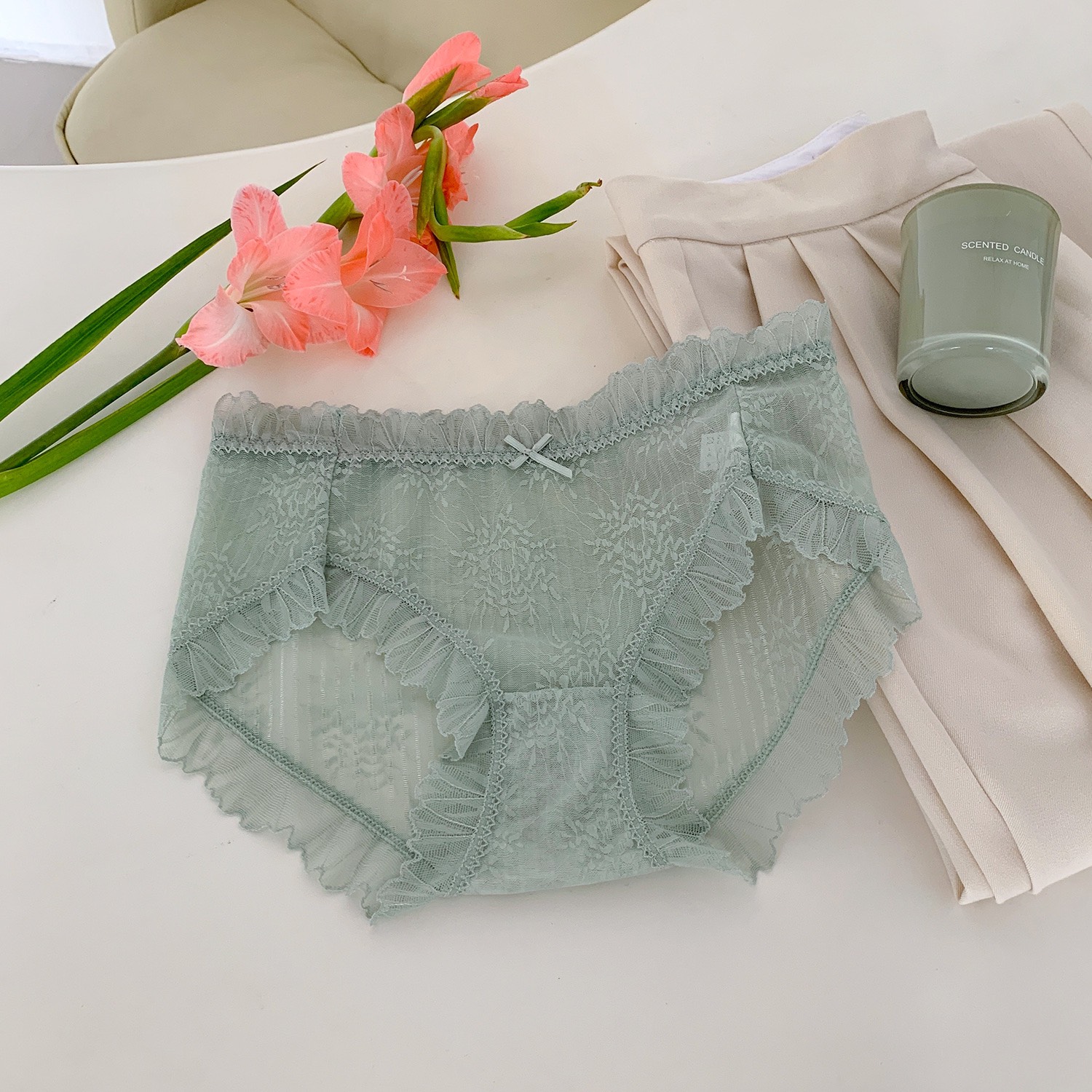 Quần Lót Ren Hoa Thanh Lịch - B.Lingerie