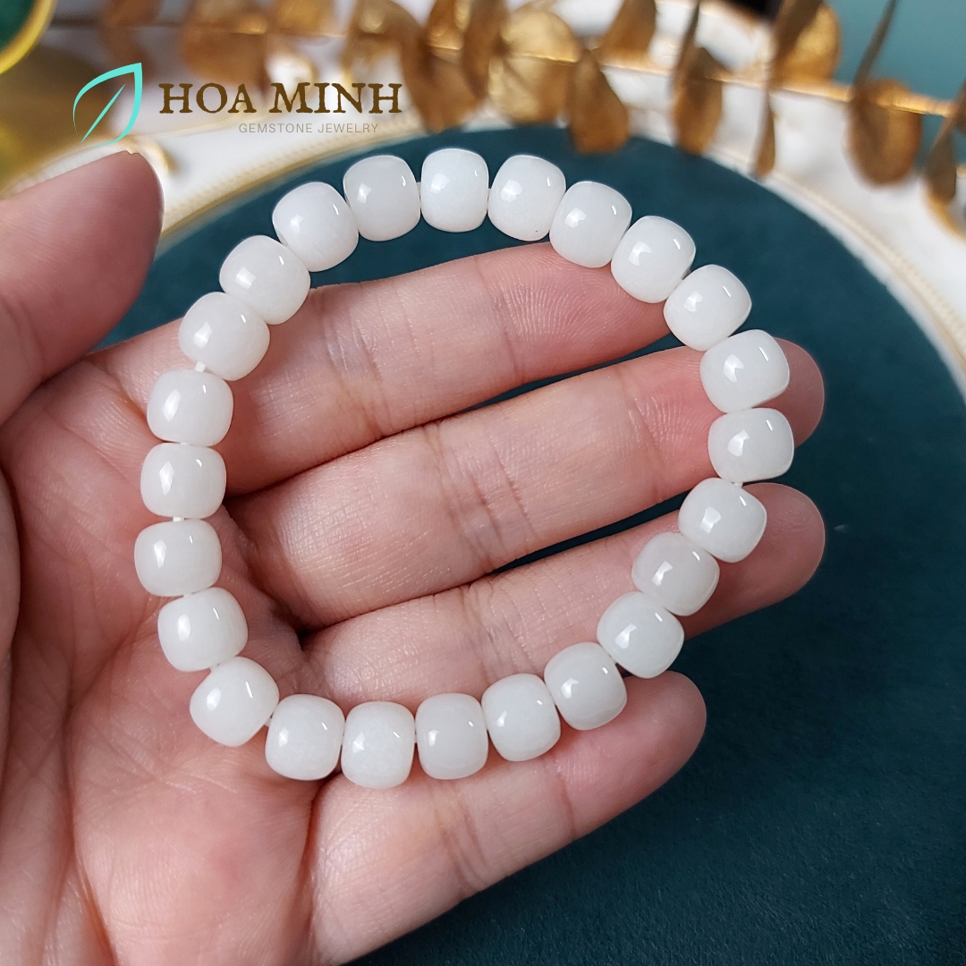 Vòng tay phong thủy đá Thạch Anh trắng sữa hạt vuông size 8 li (hàng kinh tế) vòng tay mệnh Kim, Thủy