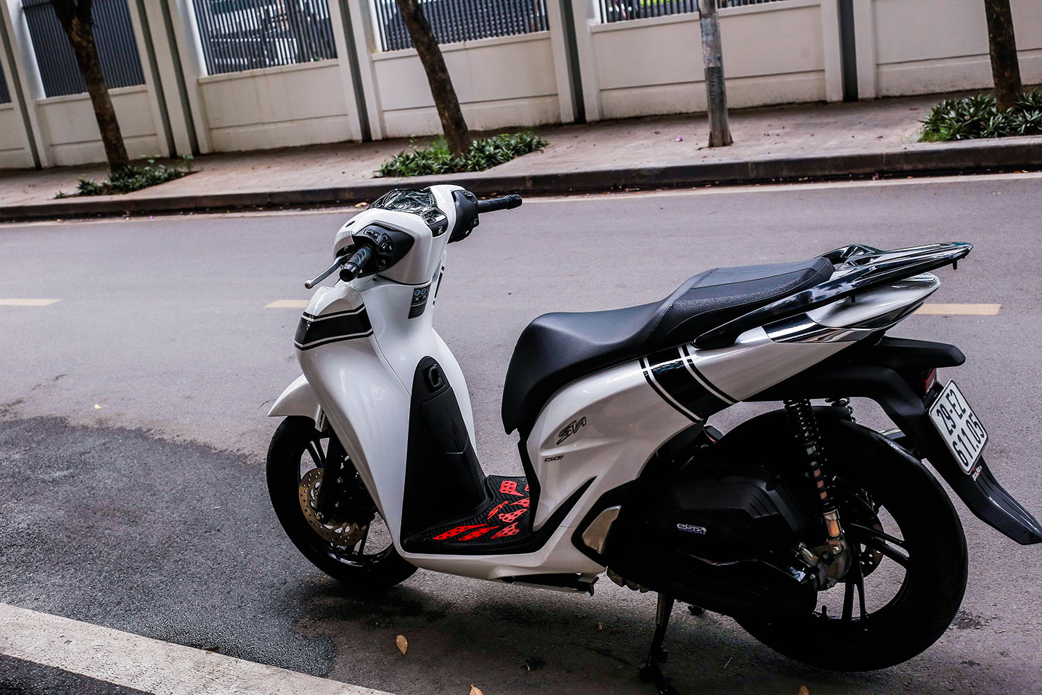 Tem rời SH 2020 Đen Bóng