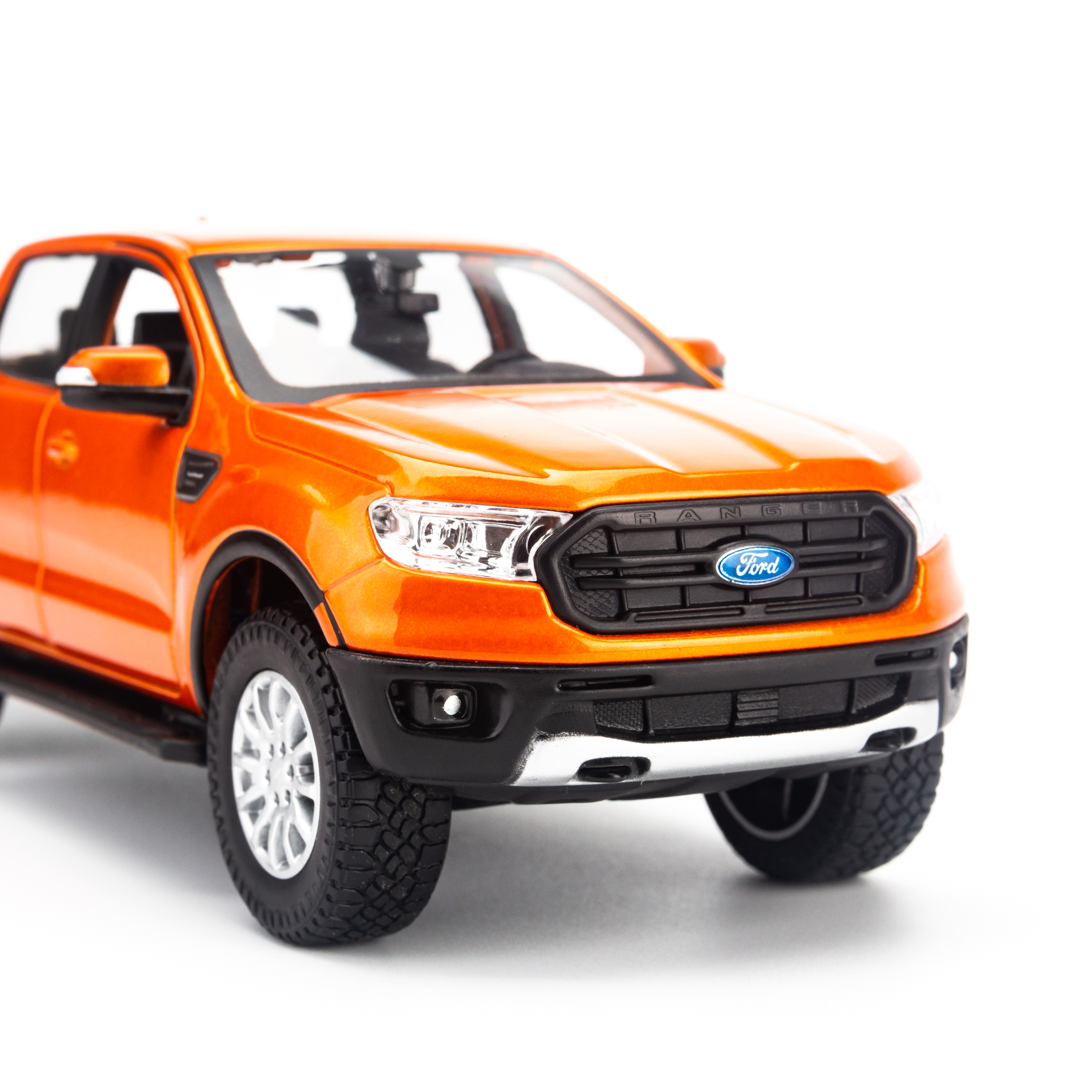 Mô hình xe Ford Ranger FX4 Sport 2019 1:27 Maisto - 31521