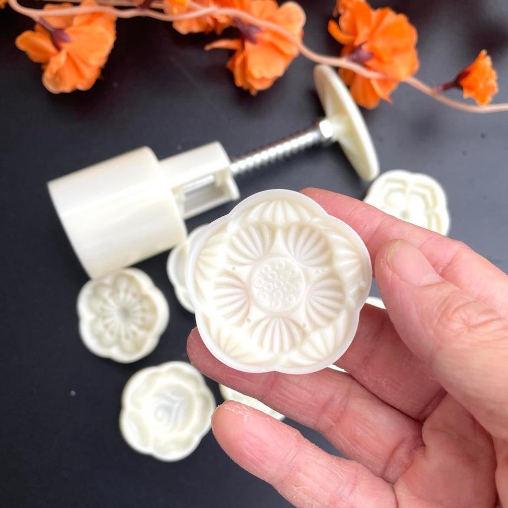 Bộ 8 Mặt Khuôn Trung Thu Hoa Mai, Hoa Hồng, Hoa Đào, Hoa Sen 50gr Hoa Văn 3D sắc nét, làm bánh qui in dấu phục linh