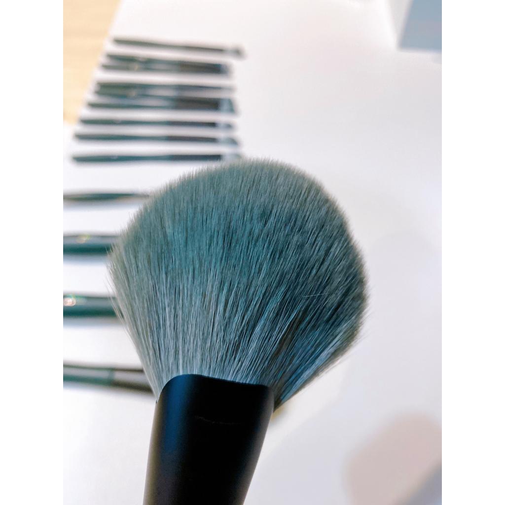 Hộp cọ MSQ 14 cây túi hoa màu xanh rêu dành cho makeup chuyên nghiệp - Hity Beauty