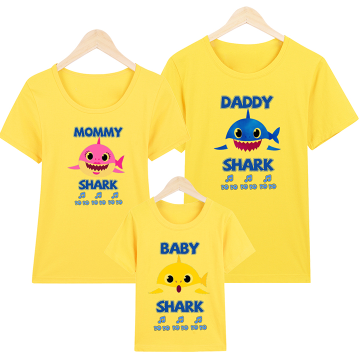 Áo thun gia đình Baby Shark ATGD71-Vàng