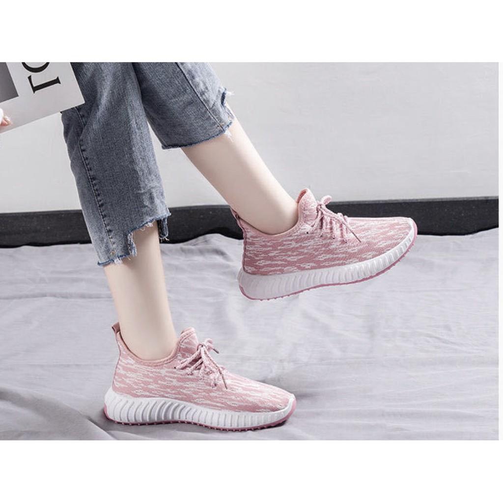 Giầy thể thao nữ màu gân loang đốm
