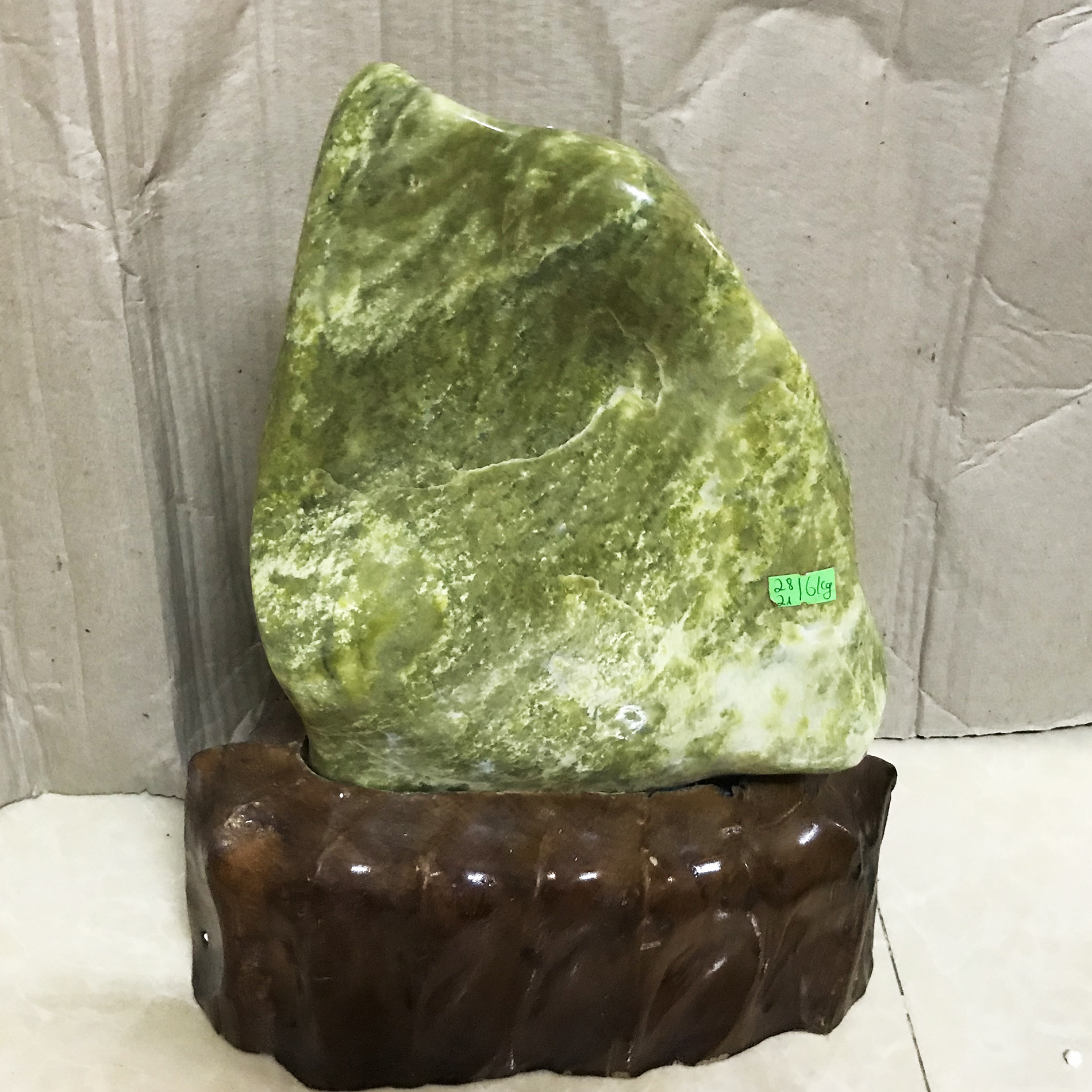 Cây đá tự nhiên trong ngà cho người người mệnh Kim và Thổ nặng hơn 9 kg cao 38 cm CÂYXANH9KG