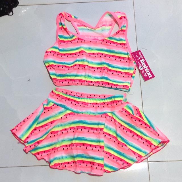 Bộ bơi rời bé gái