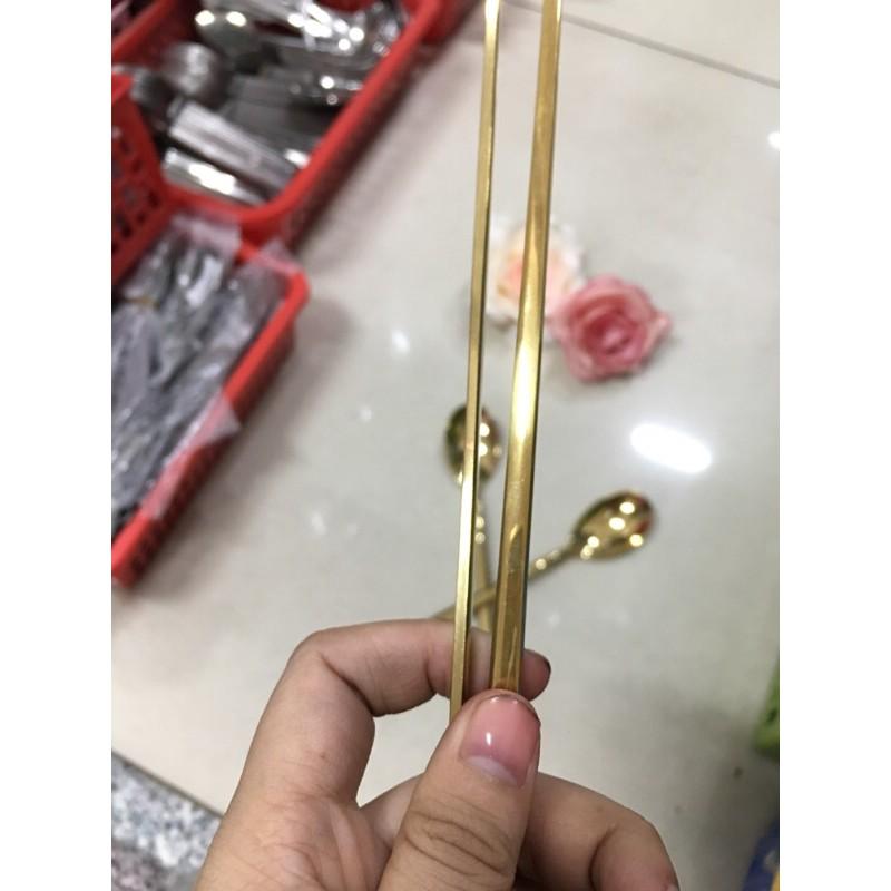 Đũa inox mạ vàng