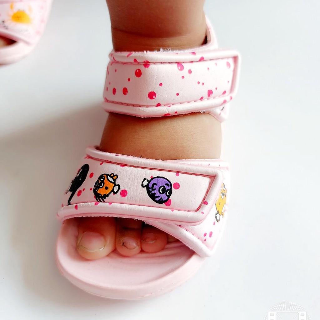 Dép Sandal Bé Trai Bé Gái Xốp Nhí Siêu Nhẹ Size 20-25