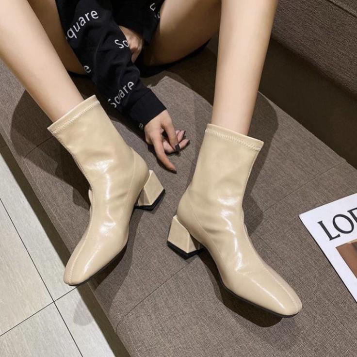 Giày Bốt Nữ Da Đế Cao - Boots Nữ Cao Gót 5p 5 Phân Màu Đen Kem Thời Trang Hàn Quốc Đi Làm Đi Học Quyến Rũ