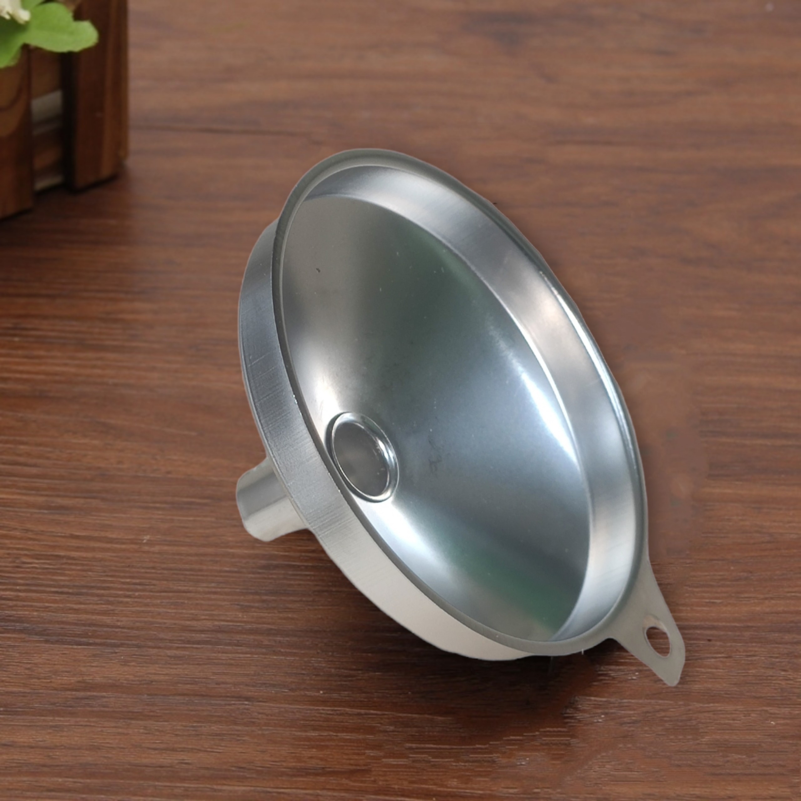 PHỄU QUẶNG INOX SUS 304 CAO CẤP Size 9cm, Dụng Cụ Nhà Bếp dùng Pha chế, chế biến. Phù hợp GIA ĐÌNH NHÀ HÀNG ĐẲNG CẤP( hàng nội địa nhật)