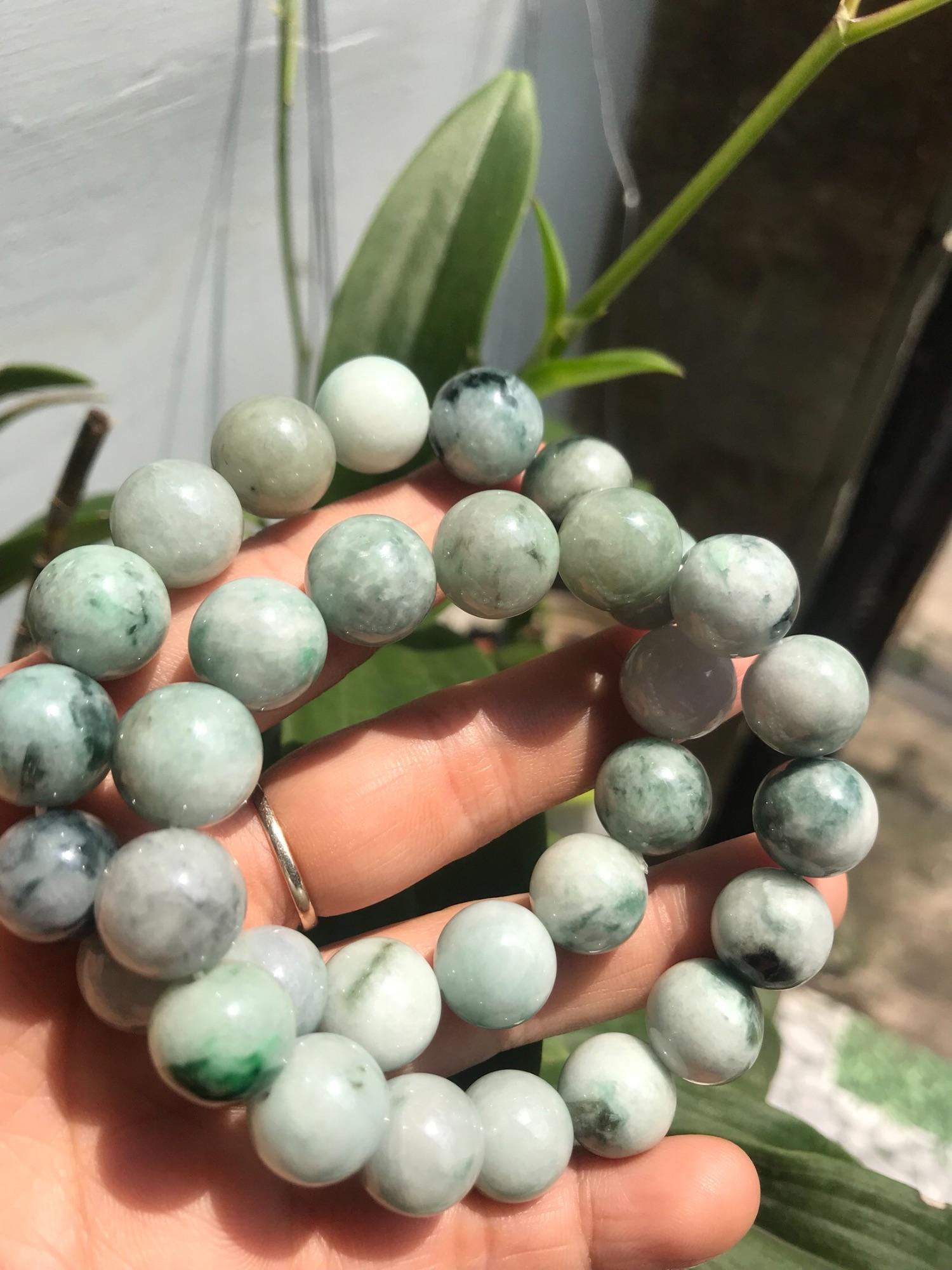 VÒNG CẨM THẠCH A HẠT TRÒN TỰ NHIÊN XANH NAM ĐEO size 13mm