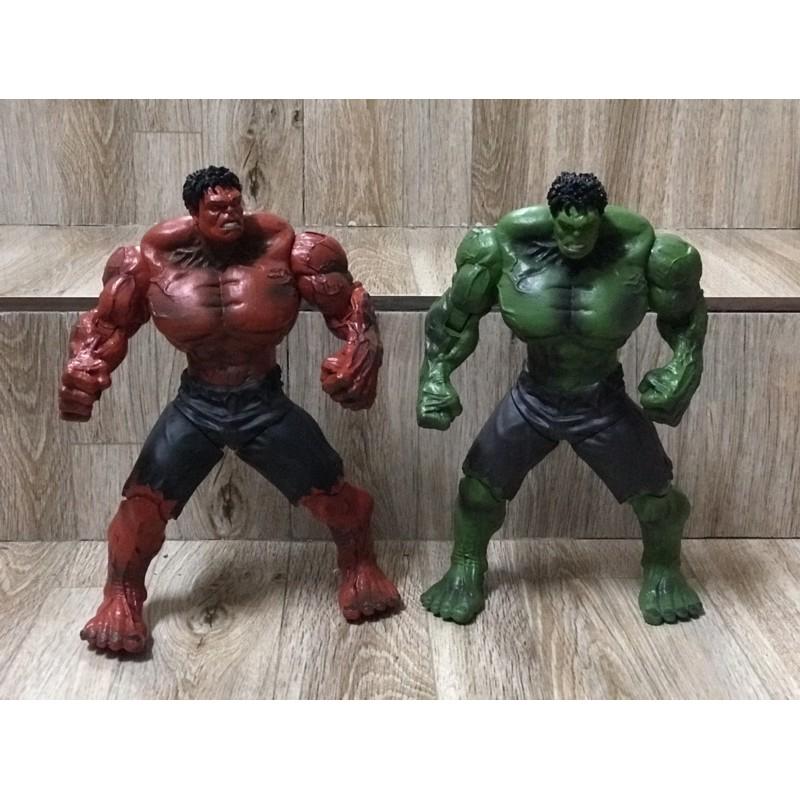 Mô hình người khổng lồ xanh Green Hulk và người khổng lồ đỏ Red Hulk siêu ngầu