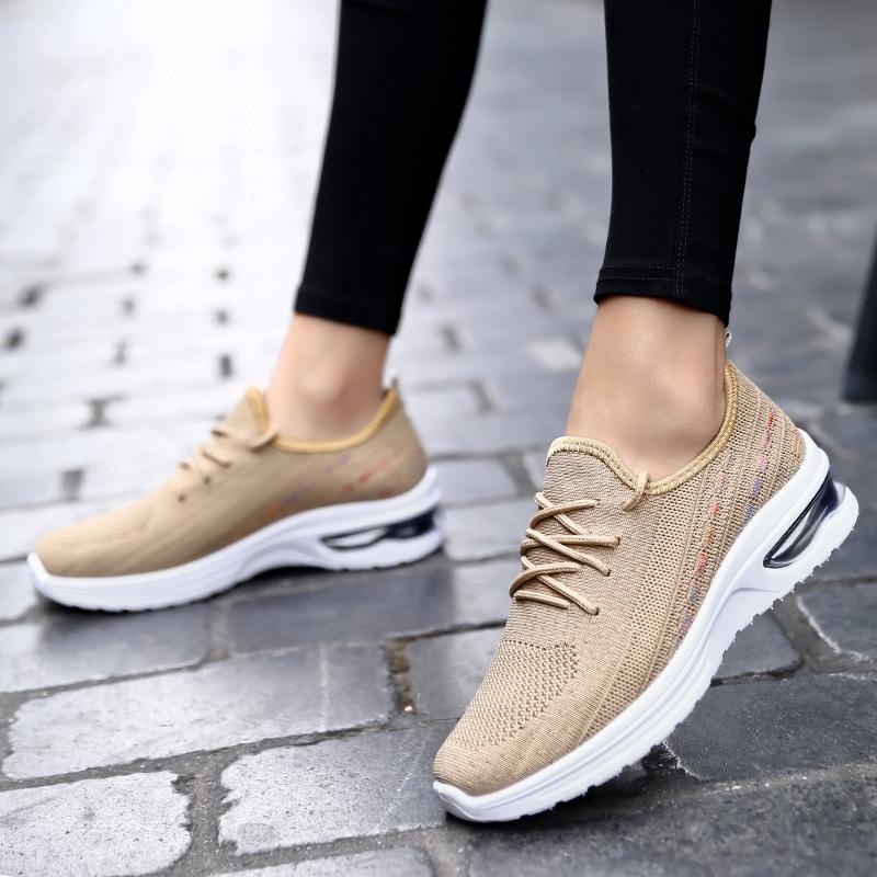 Giày Sneaker Chạy Bộ Nữ Đế Mềm