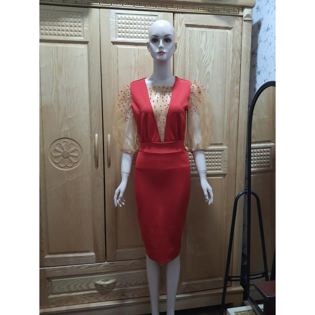 Đầm Body Tay Bồng Kết Hạt hàng chuẩn shop. Chất thun mỹ dày dặn và co giãn tốt,chất mát. Đầm mang phong cách thời trang trẻ trung,sang chảnh. Thích hợp cho chị em đi làm,đi chơi,đi tiệc nhé