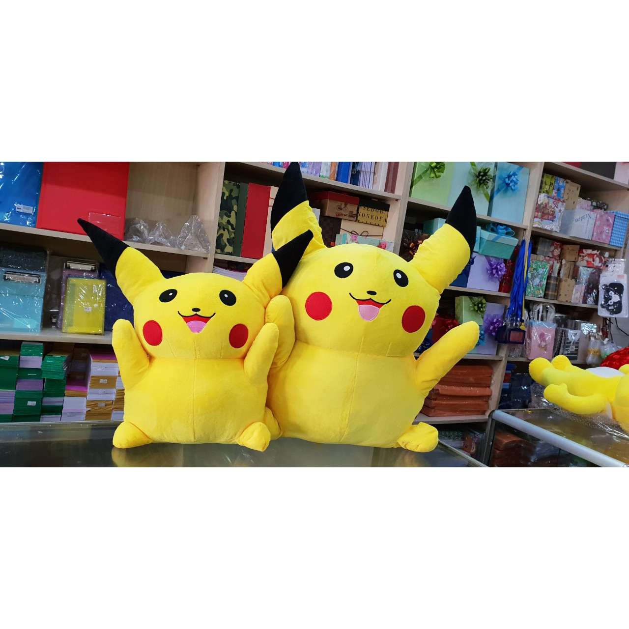 Gấu bông Pikachu đáng yêu