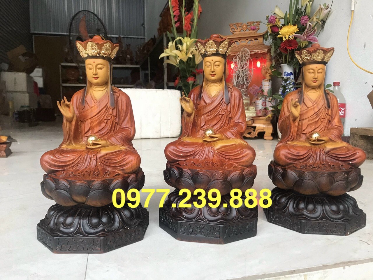 Tượng địa tạng ngồi gỗ hương 70cm