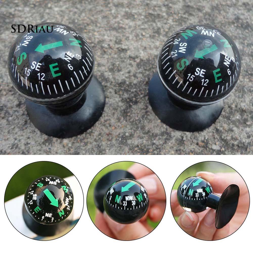 La bàn có giác hút gắn xe hơi tiện dụng