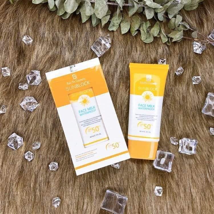 Kem Chống Nắng Sunblock Reborn vừa cia thể chống nắng vừa thay lớp make up nhẹ xinh