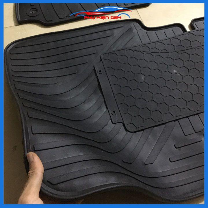 Thảm lót sàn cao su Camry 2012-2013-2014-2015-2016-2017-2018-2019-2020-2021-2022 mẫu mới chịu lực tốt