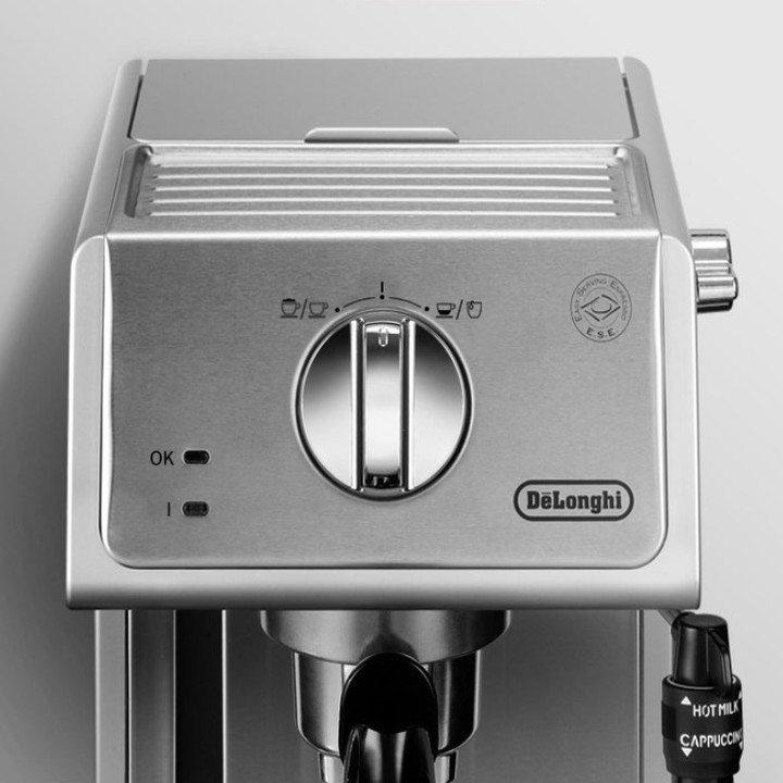 Máy pha cà phê  Espresso cao cấp thương hiệu Delonghi ECP36.31 công suất 1100 W - Hàng Nhập Khẩu