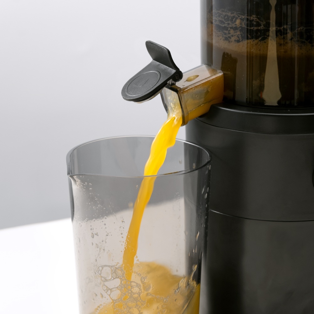 Máy Ép Chậm Trái Cây Nguyên Quả Locknlock Slow Juicer EJJ441BLK 200W, Hàng Chính Hãng, Miệng Rộng - JoyMall