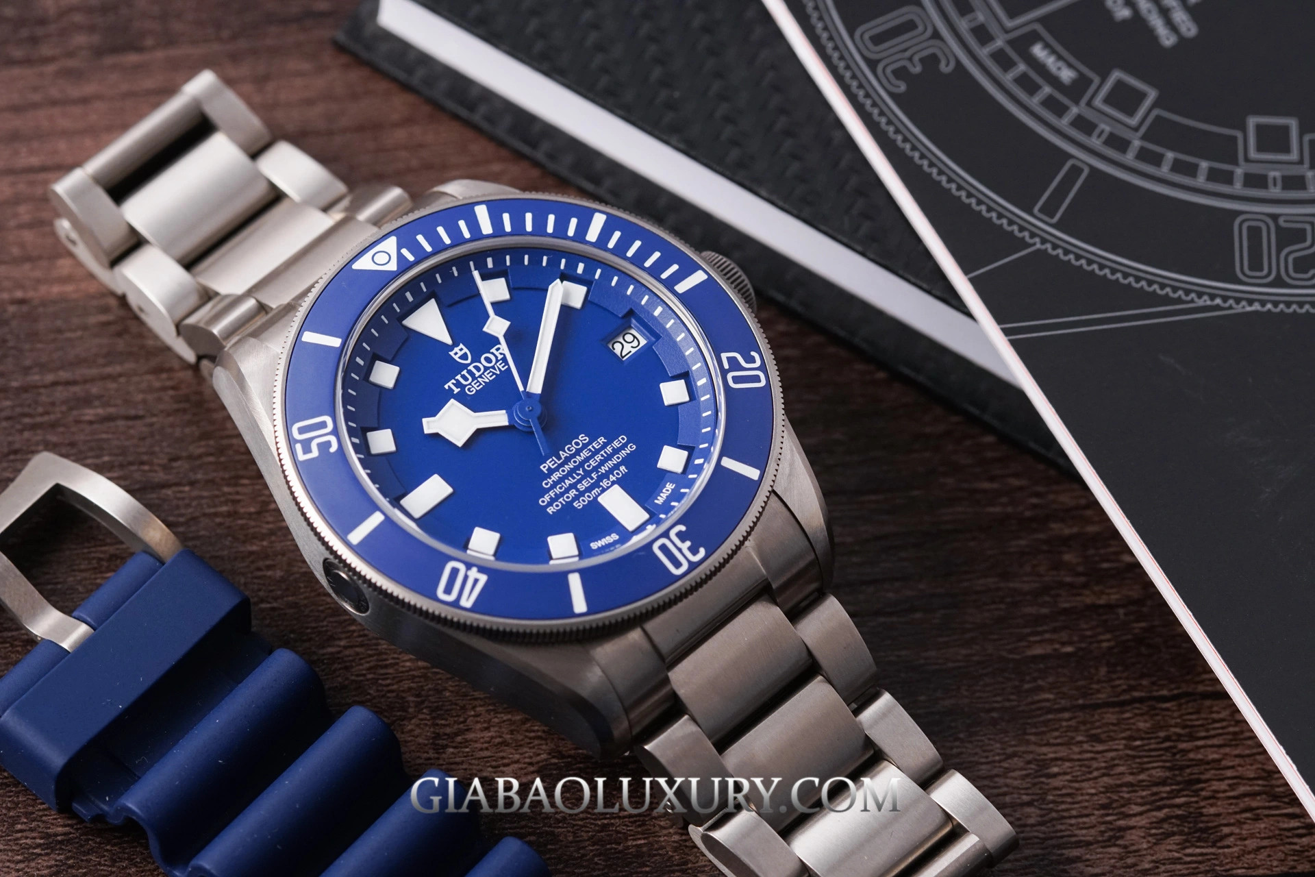 Đồng Hồ Nam Tudor Pelagos 25600TB-0001 - Máy Pin- Kim Trôi- Hàng Siêu Cấp BH 12Th