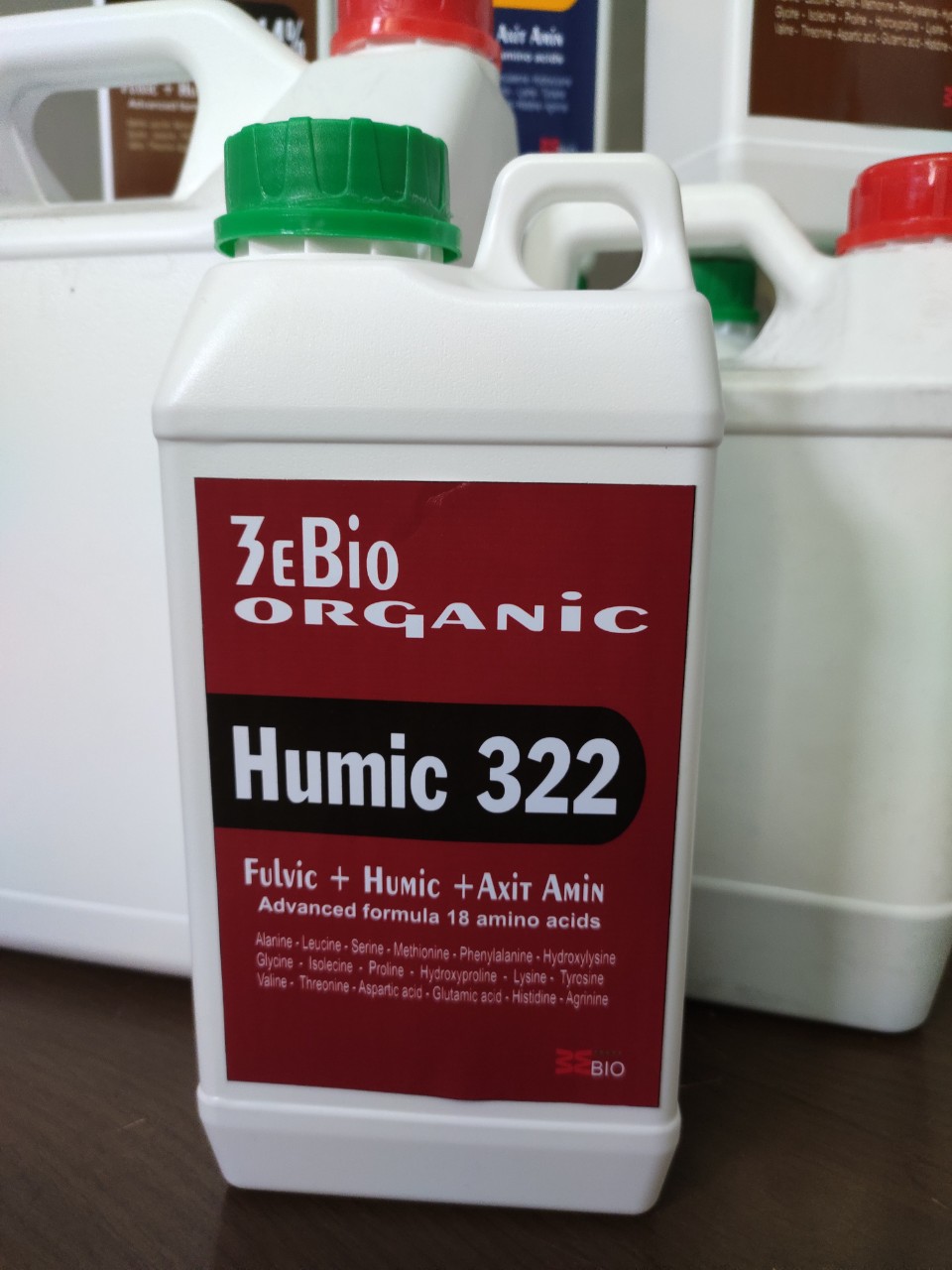 Phân bón humic 322- acid humic 322 - giải độc cây trồng - phát triển rễ mạnh  - kích thích sinh trưởng cây trồng- siêu lích rễ (humic lỏng đậm đăc)