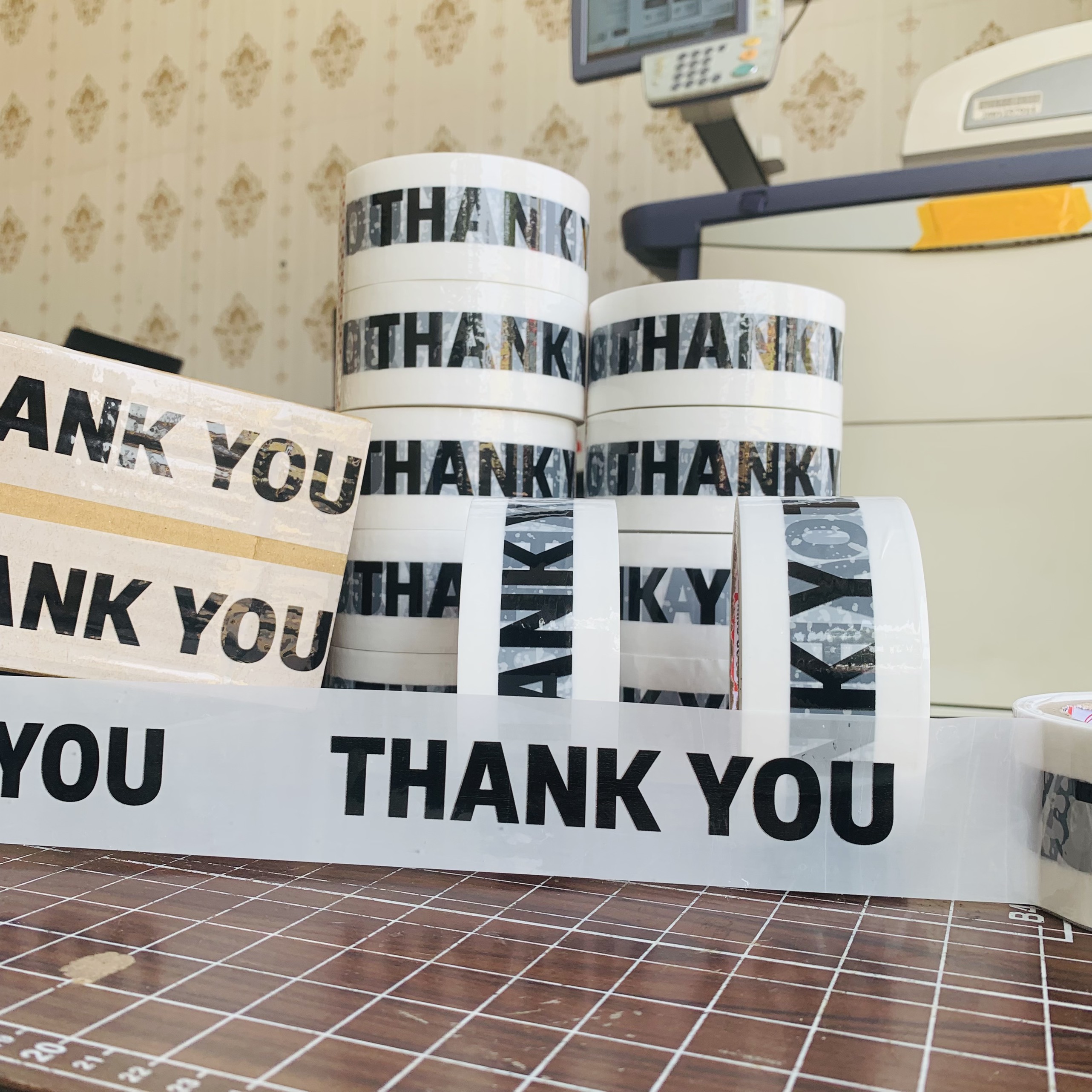 Cuộn băng keo " Thank you" bản 48mm 100yard BKA111