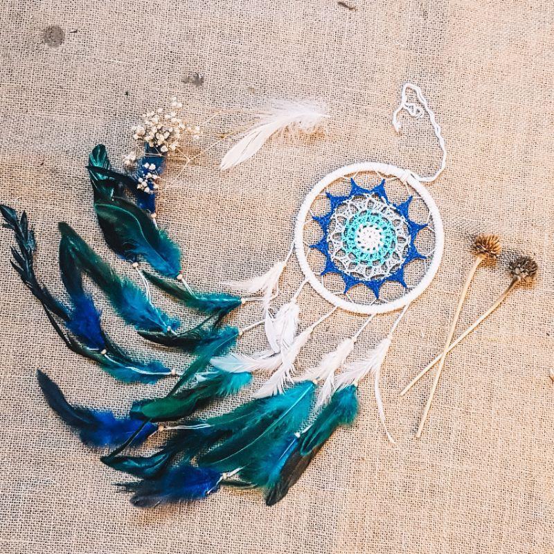 Dreamcatcher trang trí nhà cửa màu xanh dương