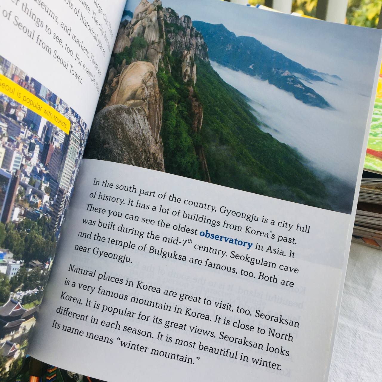 Korea - Leveled Reader with Downloadable Audio - Free Audio - Sách chuẩn nhập khẩu từ NXB Compass