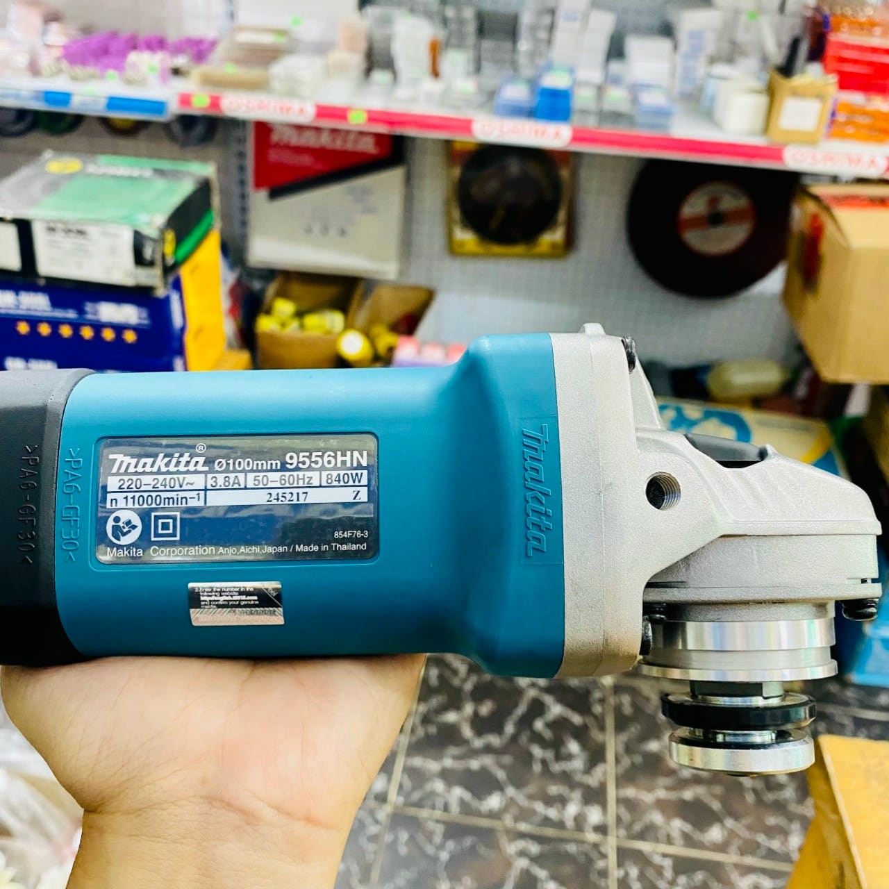 Máy Mài Góc 125mm 840W Công Tắc Trượt MAKITA 9558HN - Chính Hãng