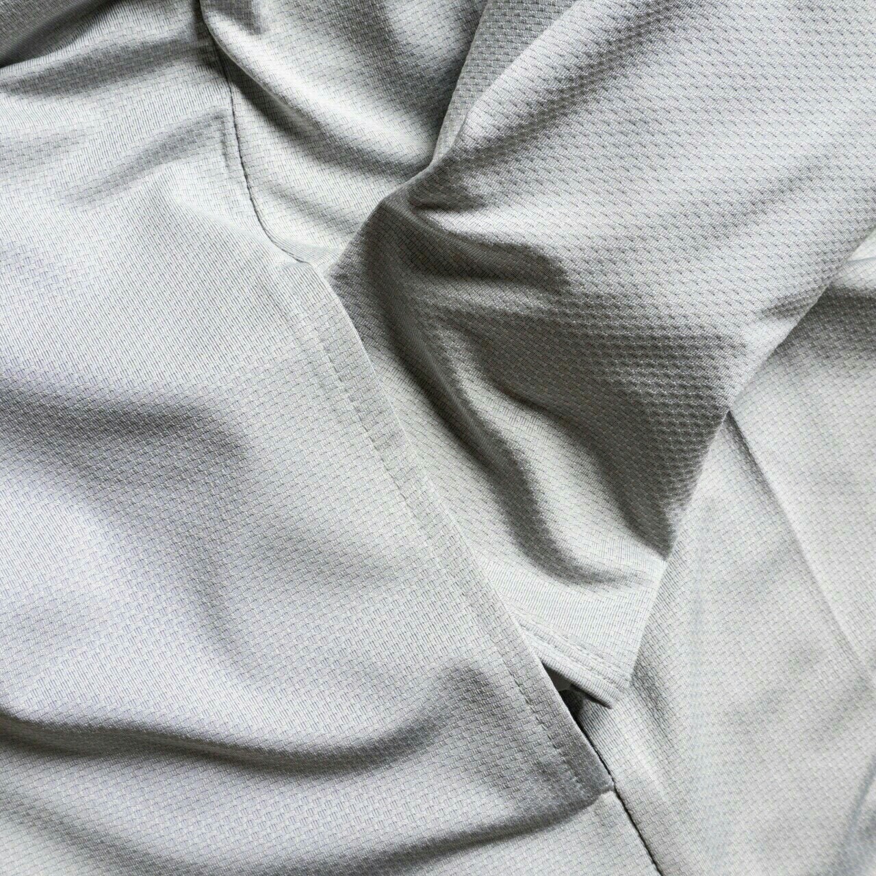Áo khoác chống nắng chất liệu vải mềm mịn thun co dãn dành cho nam (size L)