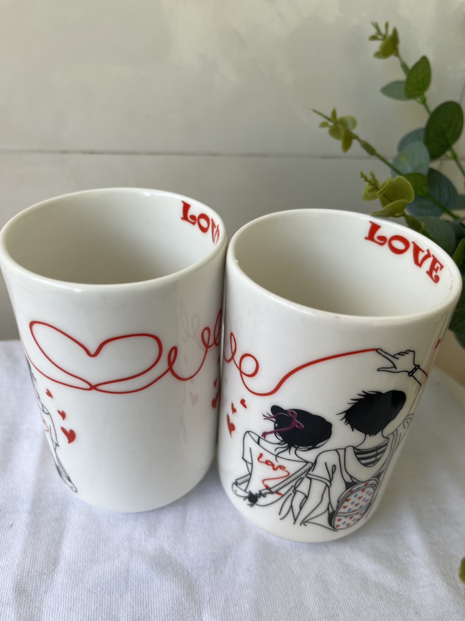Combo 2 Ly Sứ Tình Nhân - Ghép Mặt Nào - Cũng Thành Đôi - Màu Trắng - Họa Tiết Teen - dễ Thương