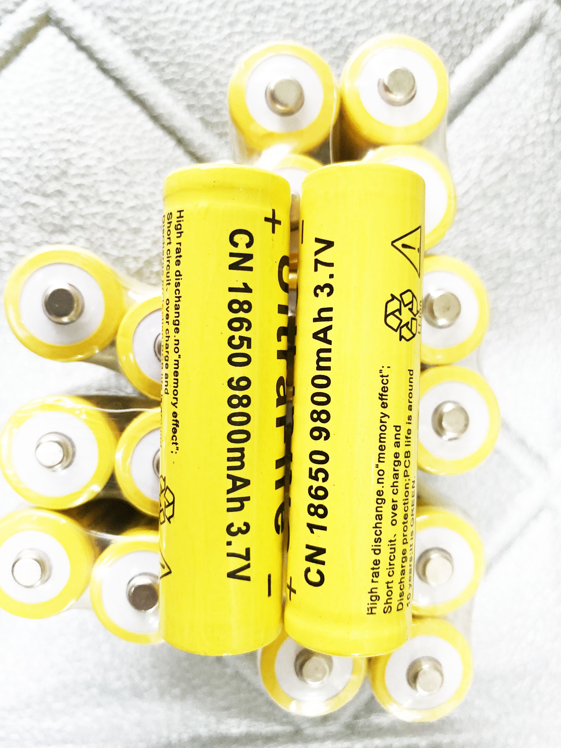 Pin sạc 3.7V 18650 Dung Lượng Cao 9800mAh Cho Sạc Dự Phòng, Đèn Pin, Quạt Mini, Đồ Chơi