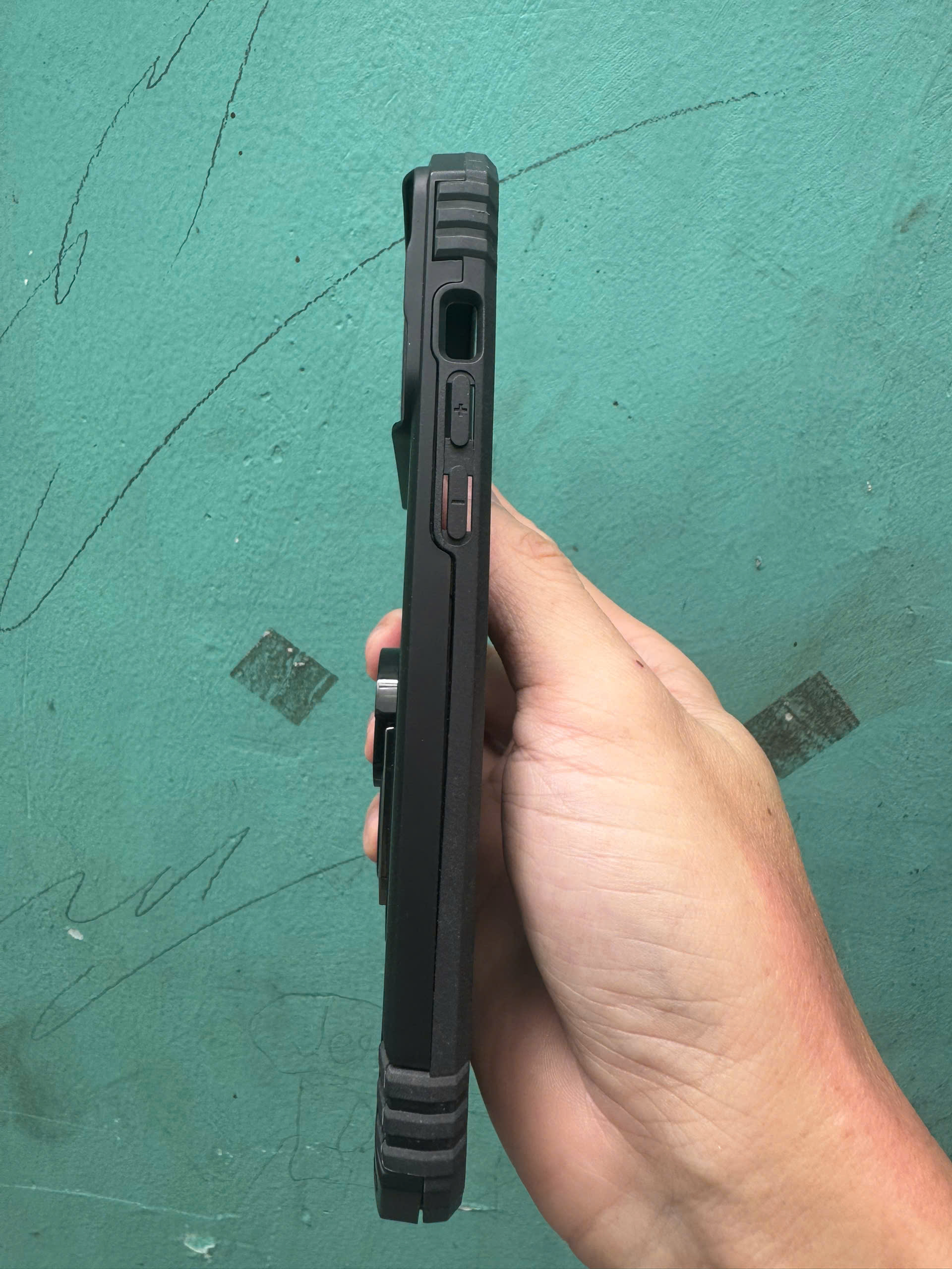 Ốp lưng điện thoại có giá đỡ gấp gọn, xoay 360 độ tích hợp, có nắp che camera dùng cho Iphone 15 ProMax - Hàng chính hãng