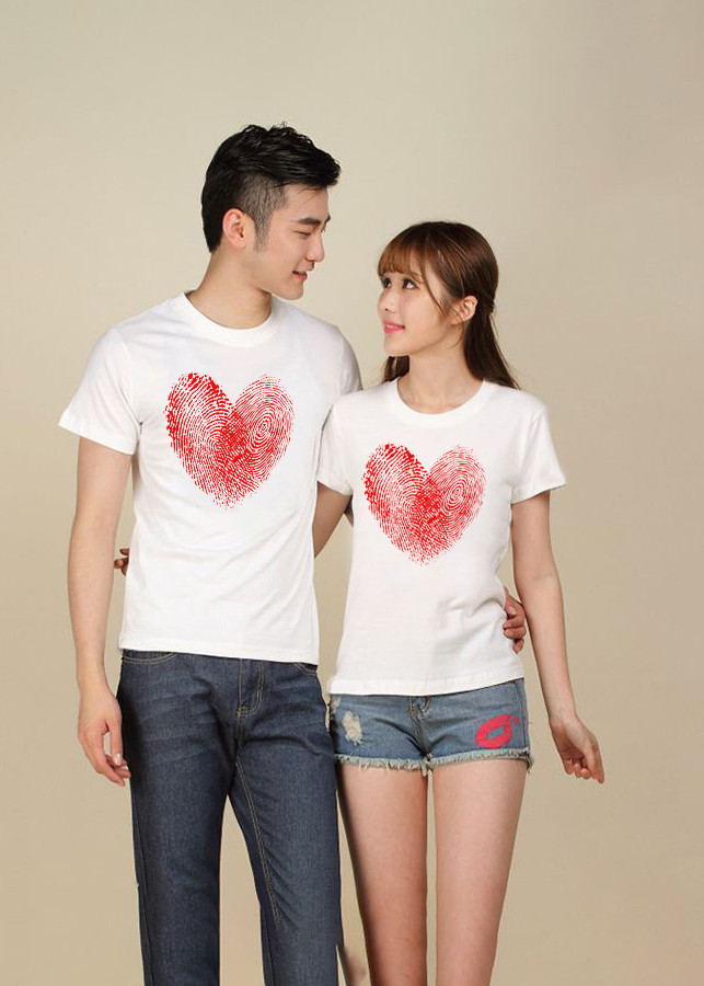 Bộ Áo Thun Đôi Vân Tay Tim Màu Trắng Nam Nữ