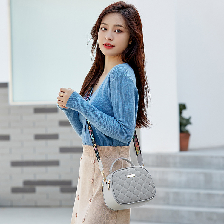 Túi Đeo Chéo Nữ Thời Trang T82 Caro