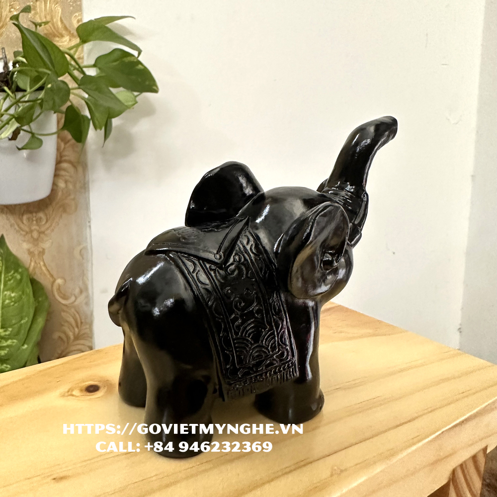 Tượng con voi đá trang trí phong thủy trang trí bàn làm việc - Màu đen tuyền - Chiều cao 11cm