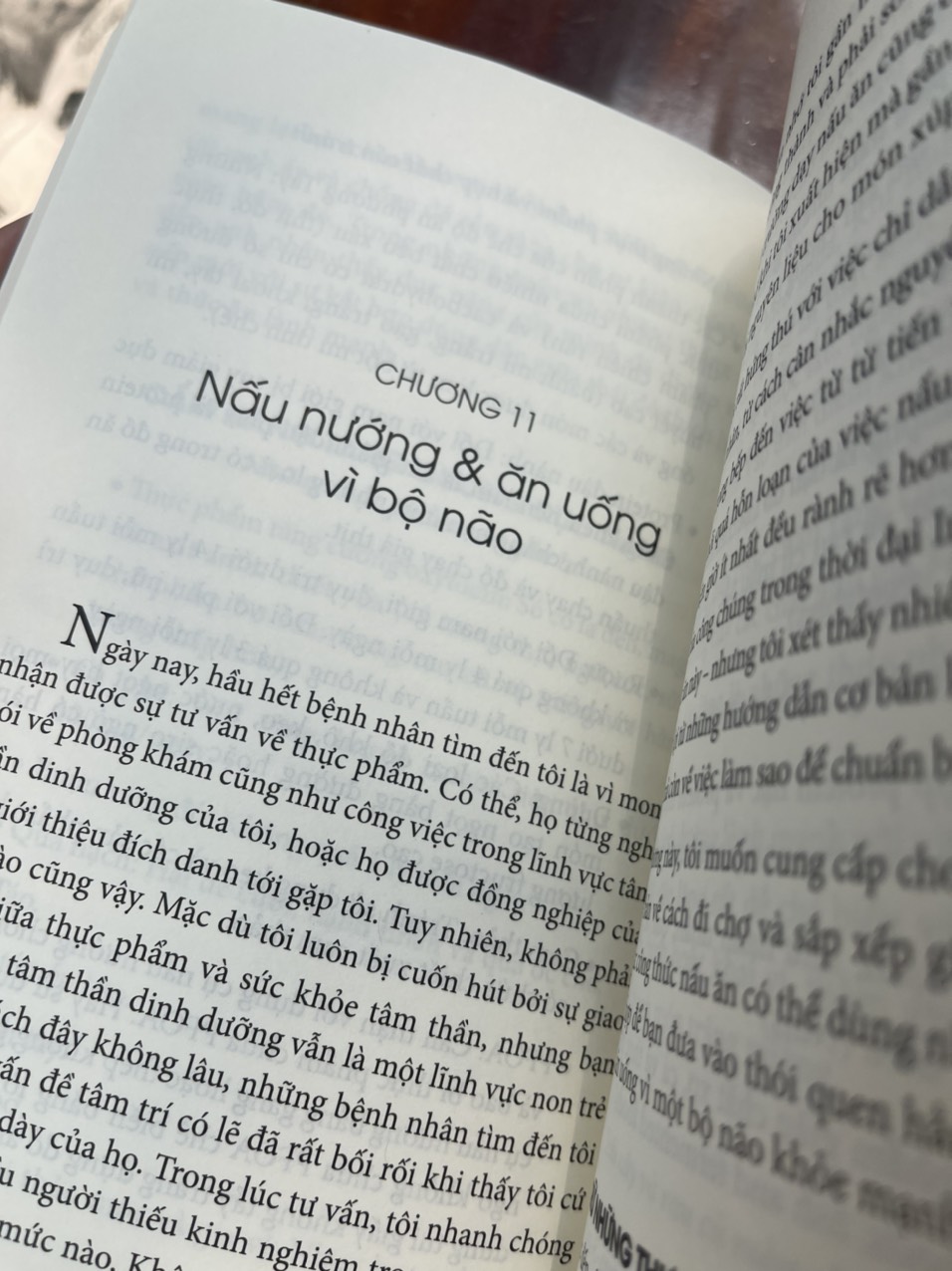 ĂN GÌ CHO KHỎI THẦN KINH – Uma Naidoo – Phi Yến dịch – Huy Hoàng Books – NXB Thanh Niên