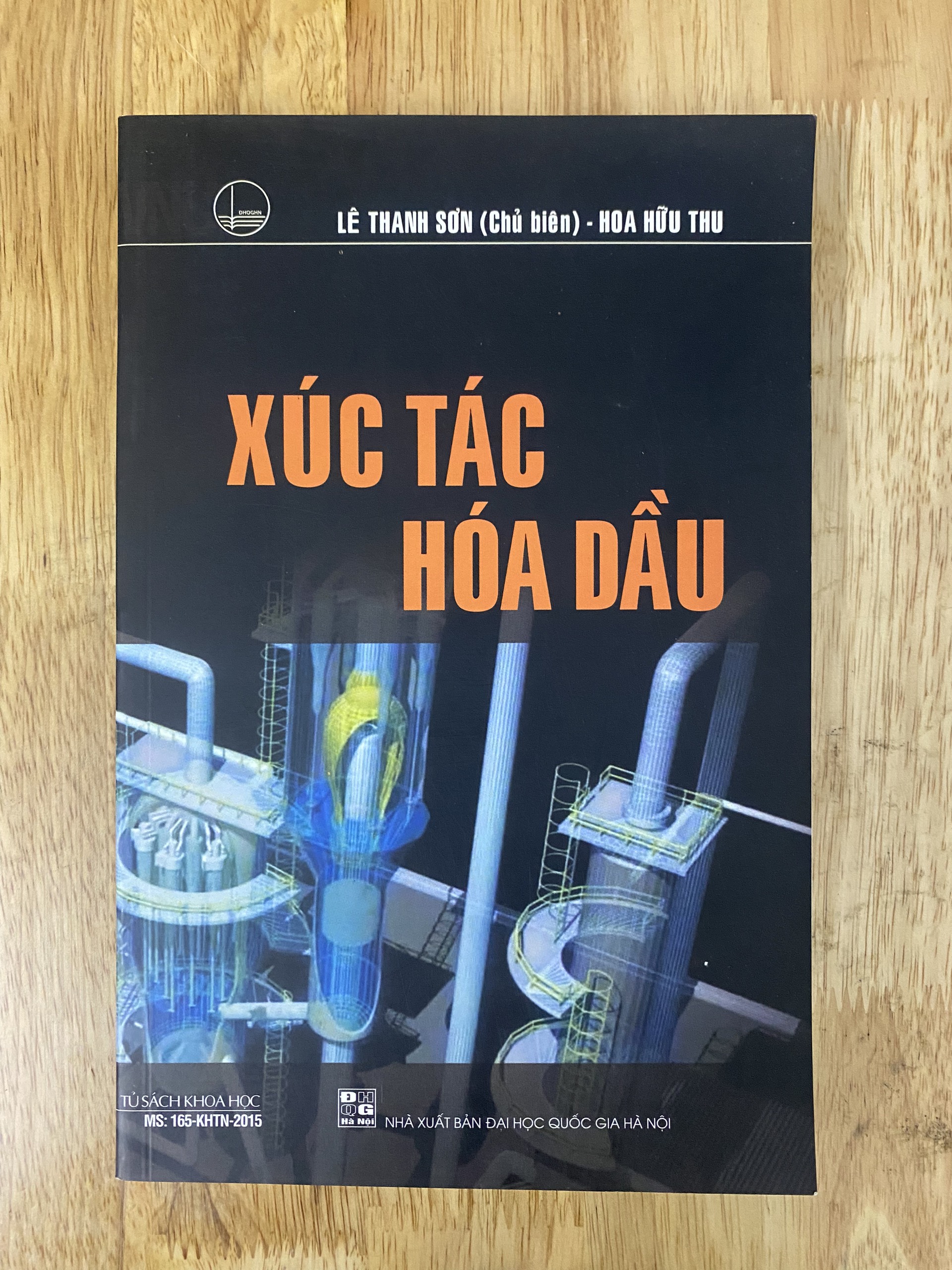 Xúc tác hóa dầu
